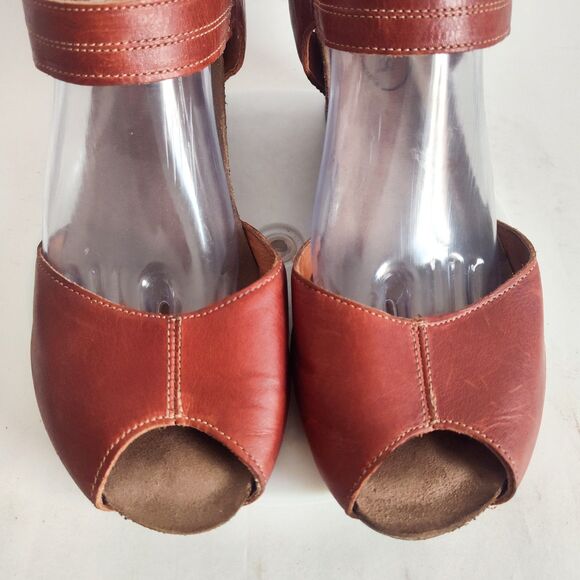 Taos Sandals Size 8.5 - 9 /40 Carousel 3 Brown Leather 3" Wedge Open Toe Comfort - Picture 7 of 10